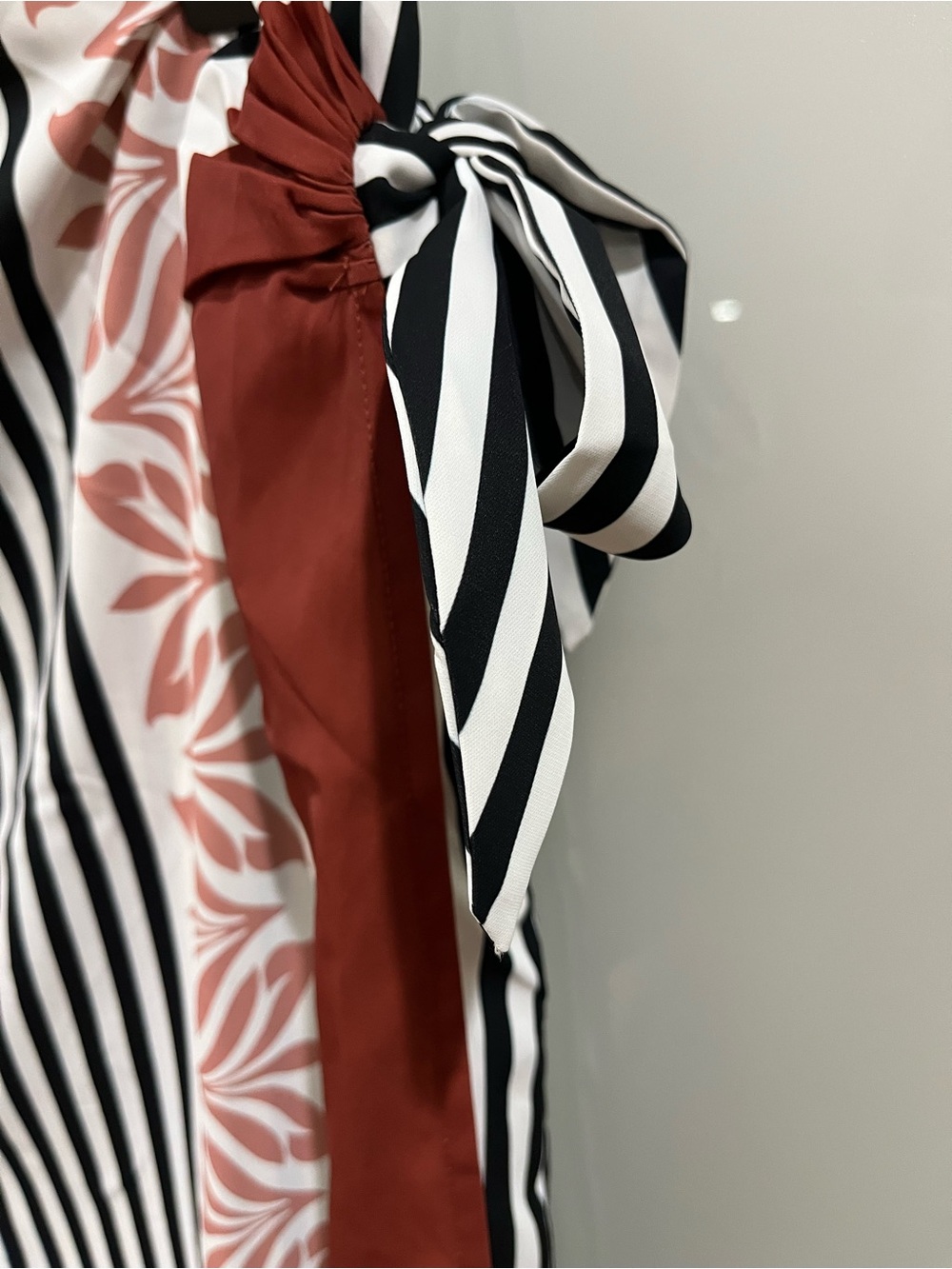 Abercrombie & Fitch High Rise Scarf Style Wrap Maxi Skirt - Picture 7 of 9
